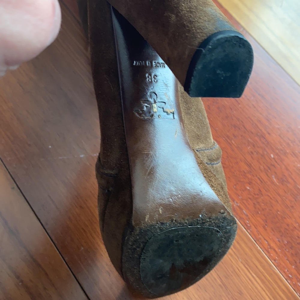 Knee high brown suede boots - Picture 3 of 9